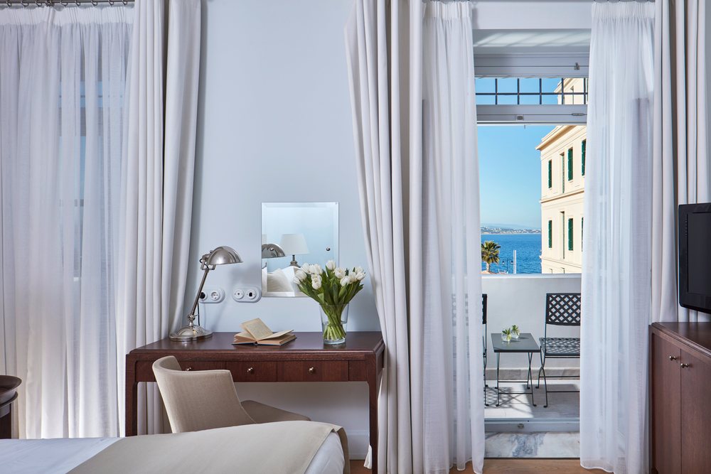 Deluxe Side Sea View room with balcony, Poseidonion